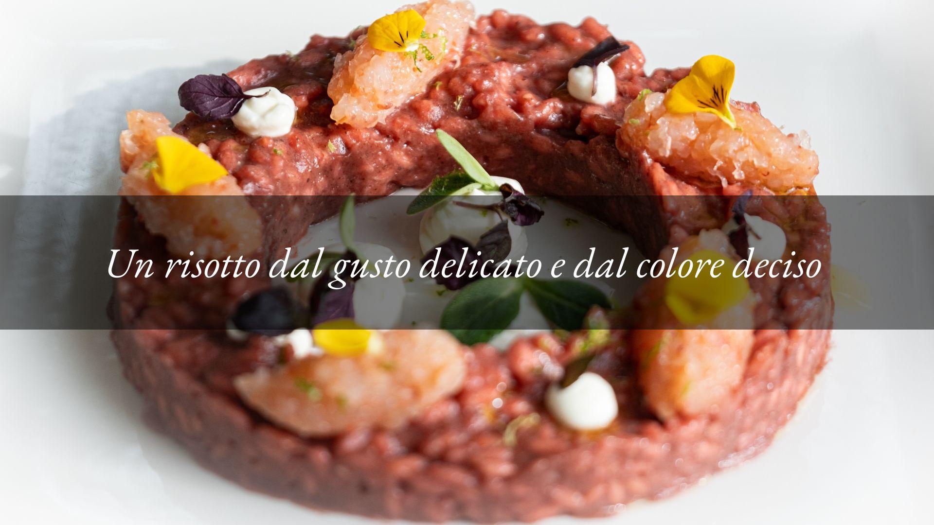 Risotto alla rapa rossa, tartare di gambero di Mazara del Vallo al lime e cremoso di formaggio alle erbette