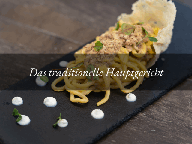 Die Euganeische Hügel auf dem Teller: Das Pastagericht Bigoli al torchio mit Hofragout des Hotels Tritone